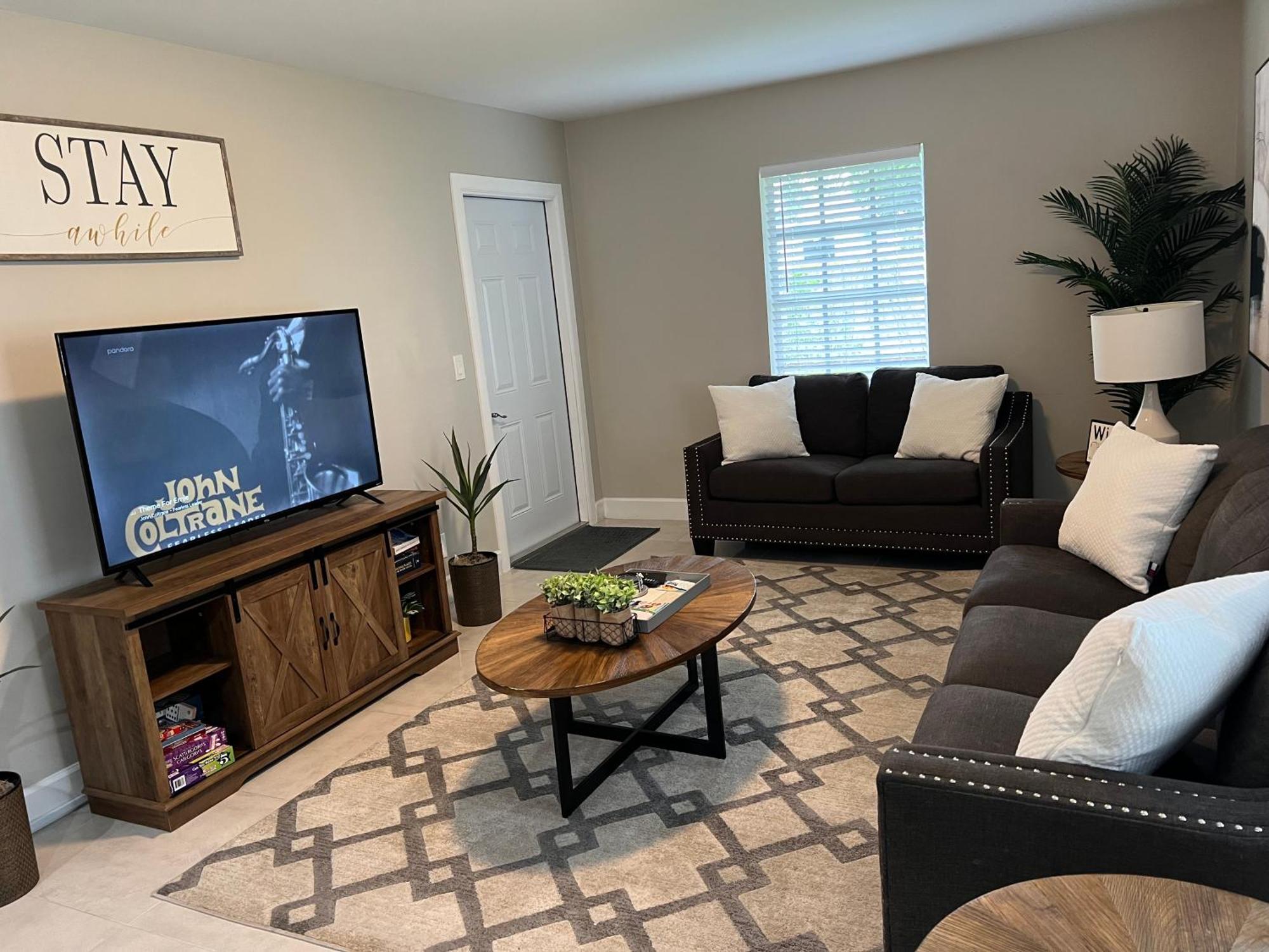 Spacious Home Near Downtown & The Beach 델레이비치 외부 사진